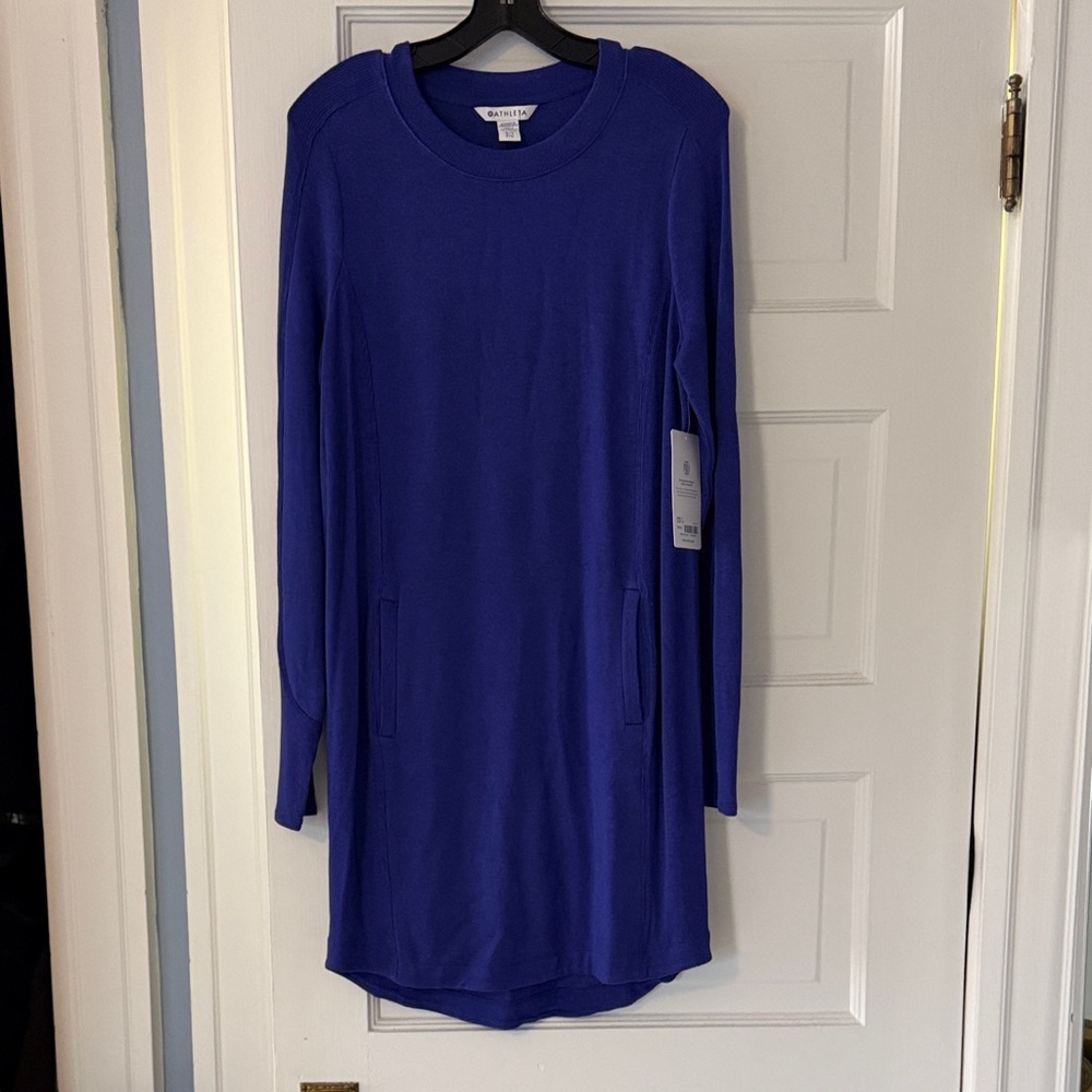 NWT Athleta sweatshirt dress - Lavender, small tall